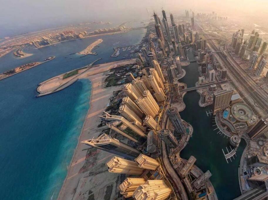 La Buena Vida Holiday Homes - Beach Front Very Spacious, Luxe And Modern 3 Bedroom With Full Kitchen In Jbr , 3 Min To The Jbr Beach Dubai Marina And Tram Station Εξωτερικό φωτογραφία