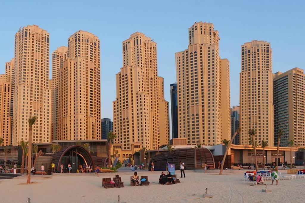La Buena Vida Holiday Homes - Beach Front Very Spacious, Luxe And Modern 3 Bedroom With Full Kitchen In Jbr , 3 Min To The Jbr Beach Dubai Marina And Tram Station Εξωτερικό φωτογραφία