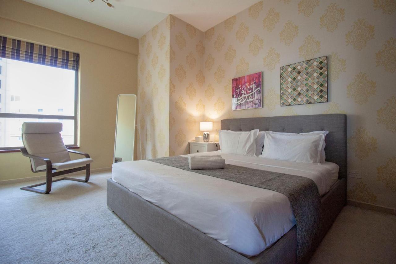La Buena Vida Holiday Homes - Beach Front Very Spacious, Luxe And Modern 3 Bedroom With Full Kitchen In Jbr , 3 Min To The Jbr Beach Dubai Marina And Tram Station Εξωτερικό φωτογραφία